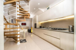 VIA TRIBUNALI Loft di lusso nel centro storico